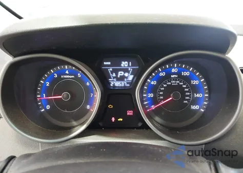 2016 Hyundai Elantra Se z USA, uszkodzony, nr VIN KMHDH4AE3GU647017